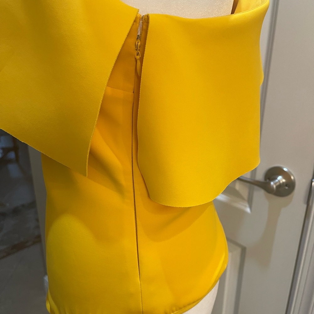 Guess by George Marciano designer exclusive Yellow One-Shoulder women’s bodysuit - Picture 3 of 4